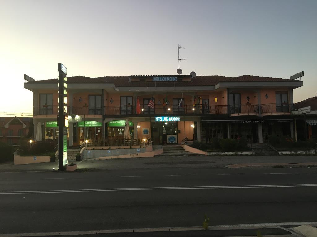 Hotel Lago Maggiore Castelletto sopra Ticino Extérieur photo