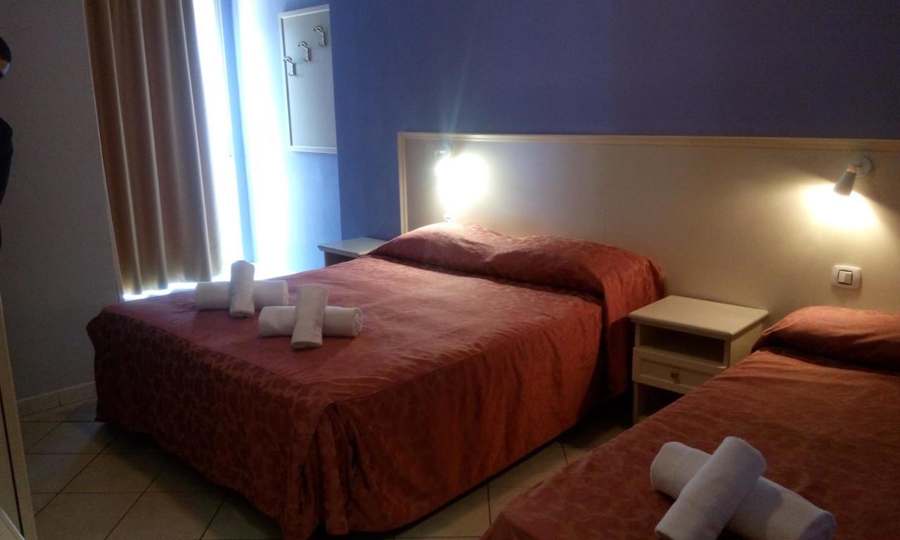 Hotel Lago Maggiore Castelletto sopra Ticino Extérieur photo